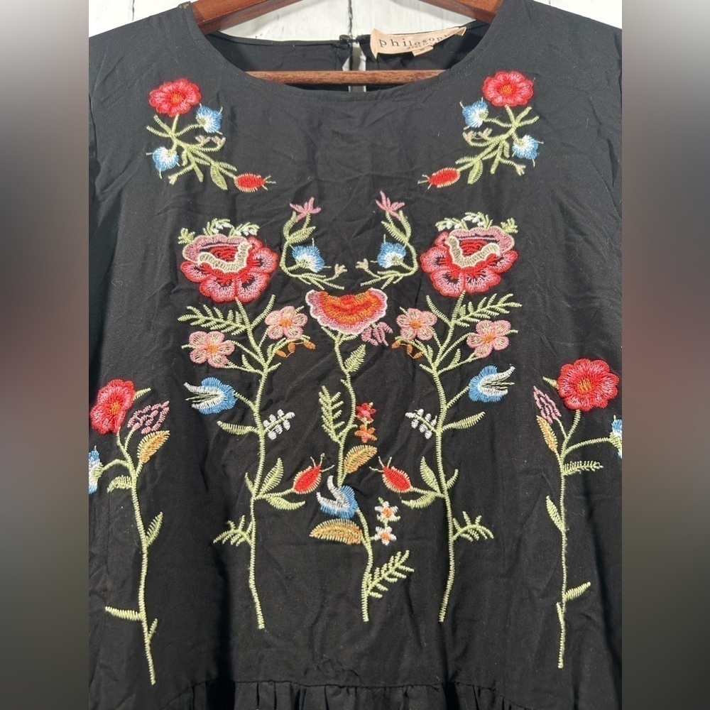 Philosophy Floral Embroidered Long Sleeve Dress Womens Black Short Flowy Sz M - Picture 10 of 16